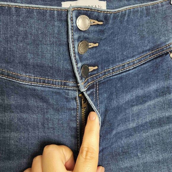 New Lane Bryant High Rise Rhinestone Hem Detail Jegging Jean Size 22 - Picture 5 of 12